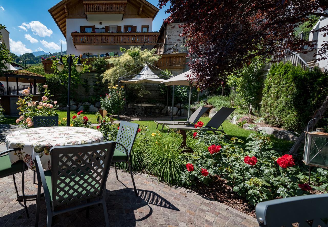 Hotel Zum Mohren Tesimo Bagian luar foto