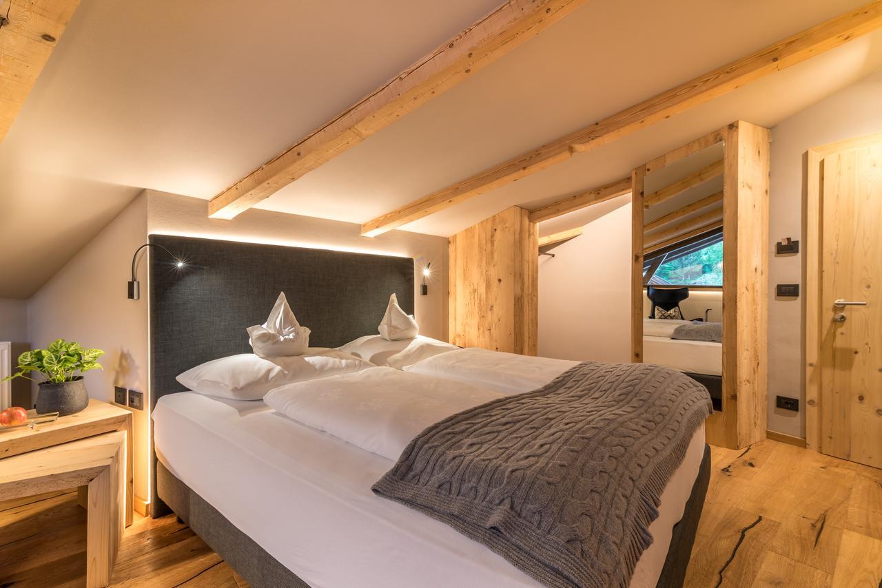 Hotel Zum Mohren Tesimo Bagian luar foto